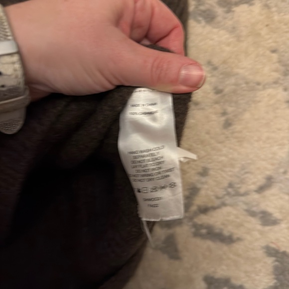 Quince Mongolian Cashmere Fisherman Crewneck Sweater - Picture 5 of 7